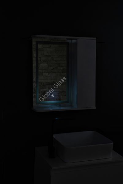 Дзеркальна шафа 60х70 у ванну з LED підсідкою,двері з права сенсорний виключатель ГК-13 Права фото