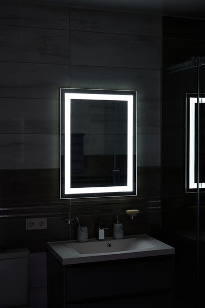 Зеркало с LED подсветкой 600х800мм. в ванную комнату прямоугольное MR-1 Global Glass MR-1 фото