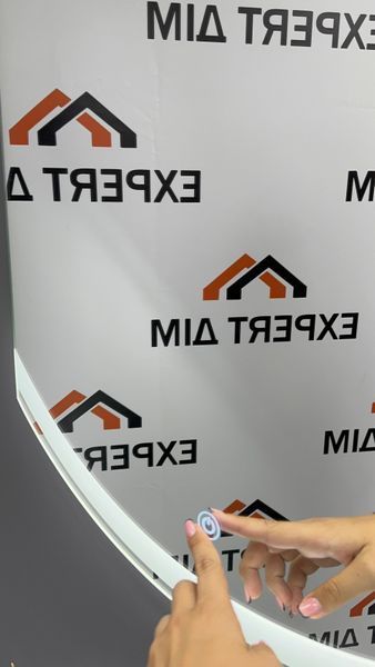 Дзеркало з LED17 підсвіткою кругле 750х900 з механічним вимикачем LED17(75х90)л фото