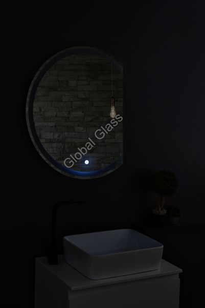 Дзеркало з LED підсвіткою та сенсором 650х800мм. у ванну кімнату кругле,зріз зправа MR-17 Global Glass MR-17 фото