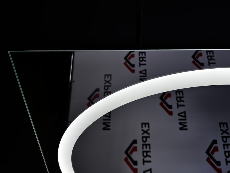 Дзеркало з LED11 підсвіткою 700х900 з механічним вимикачем LED11(6x8) фото